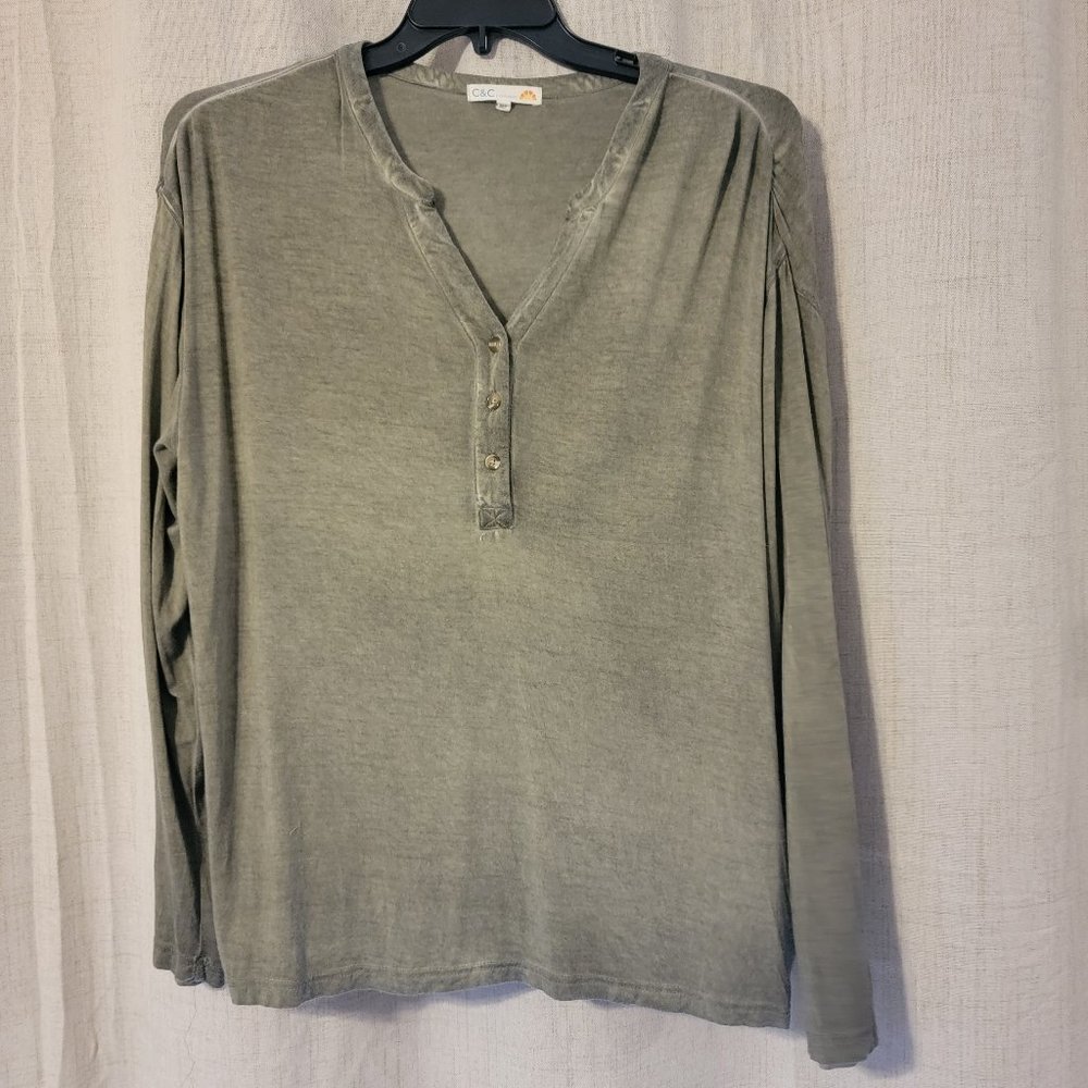 C&C California Long Sleeve Top Size XL